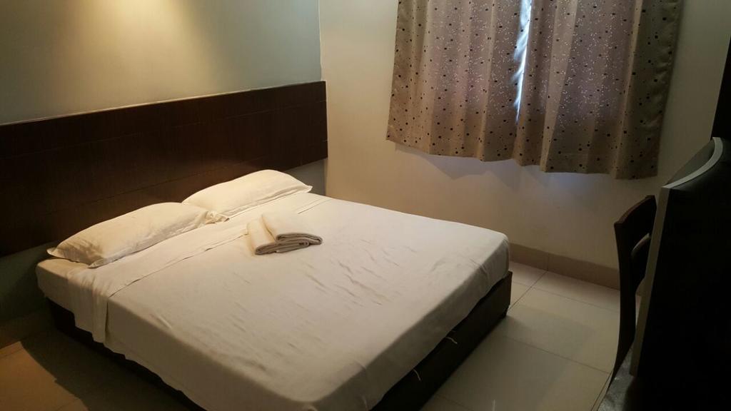 Tiong Nam Hotel Pasir Gudang Exterior foto