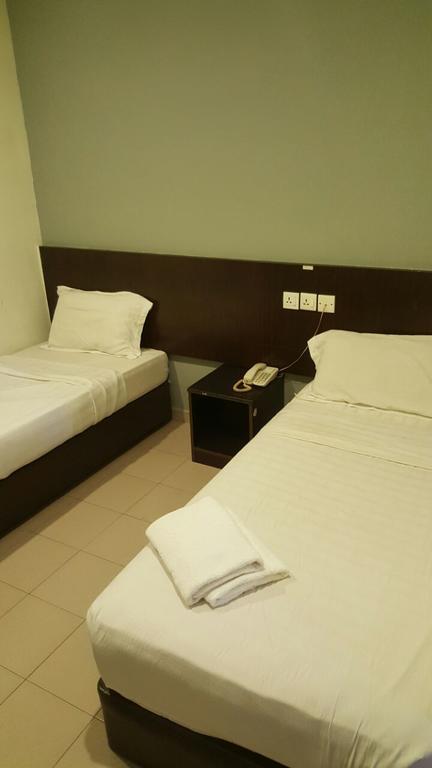 Tiong Nam Hotel Pasir Gudang Exterior foto