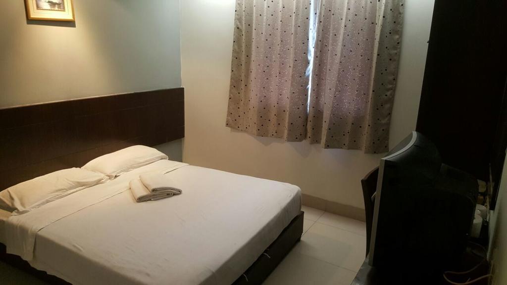 Tiong Nam Hotel Pasir Gudang Exterior foto